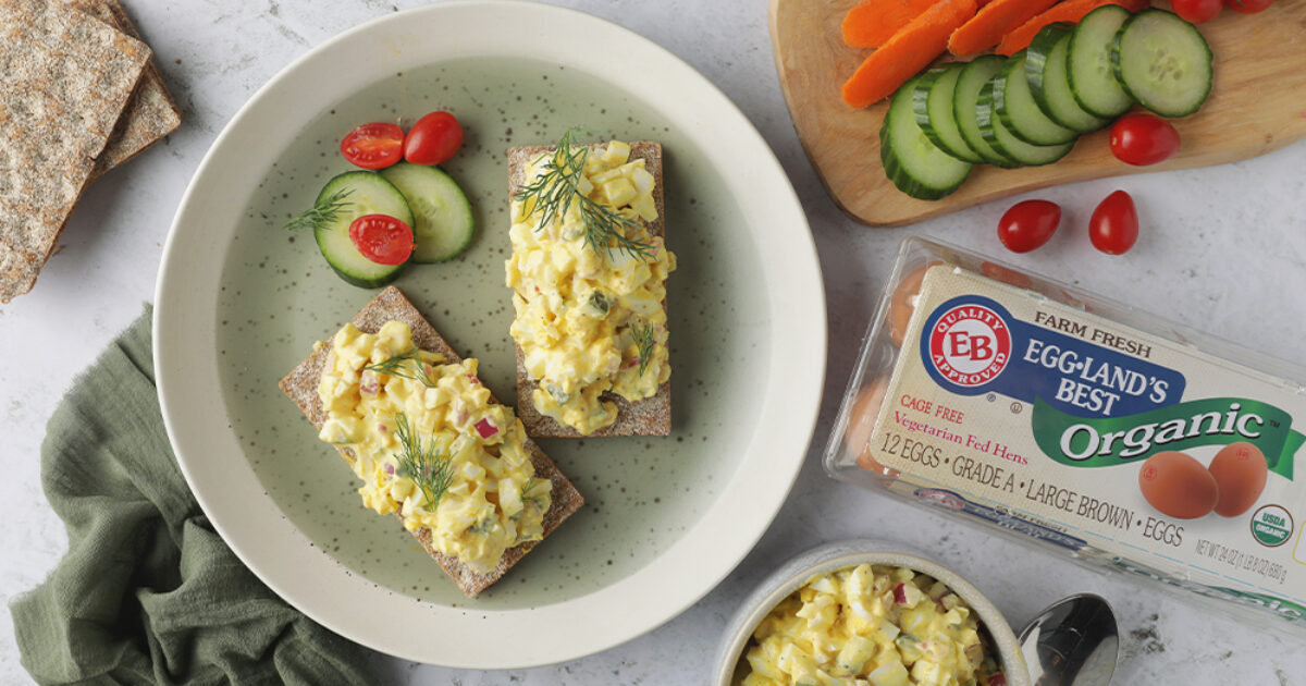 Dill Pickle Egg Salad + Bagel Chips Recipe | Eggland's Best