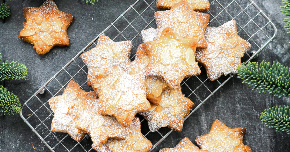 Almond Cookies Recipe | Eggland's Best