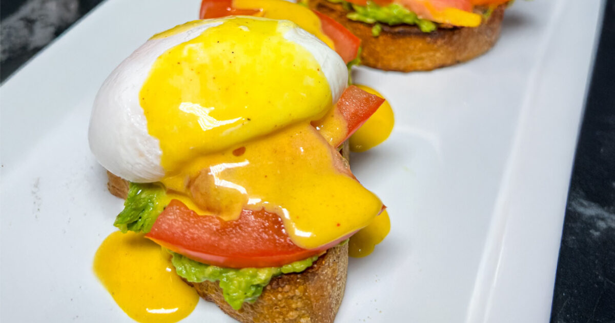out  コロンとegg ♪ アレンジ Cloud Eggs with Bacon Jam and Pimento Cheese Spread Recipe