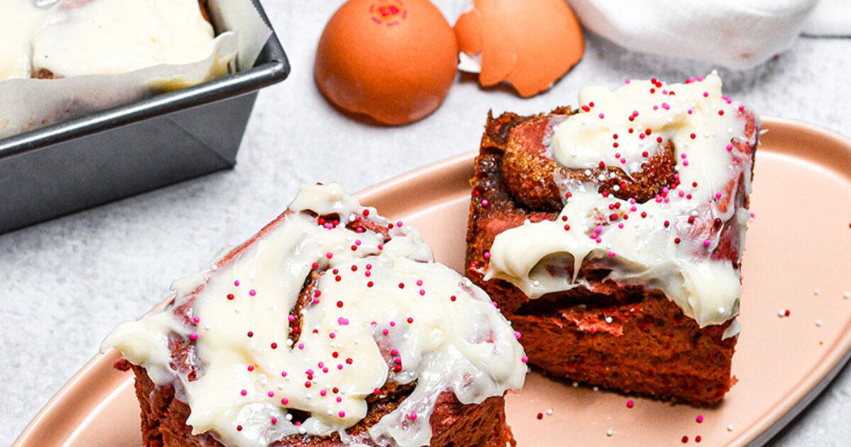 Red Velvet Cinnamon Rolls Recipe | Eggland's Best
