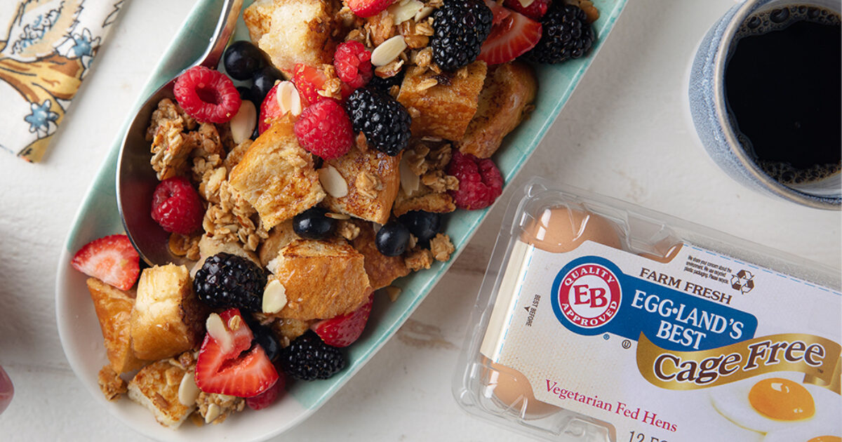 Berry Exciting French Toast Panzanella Recipe | Eggland's Best