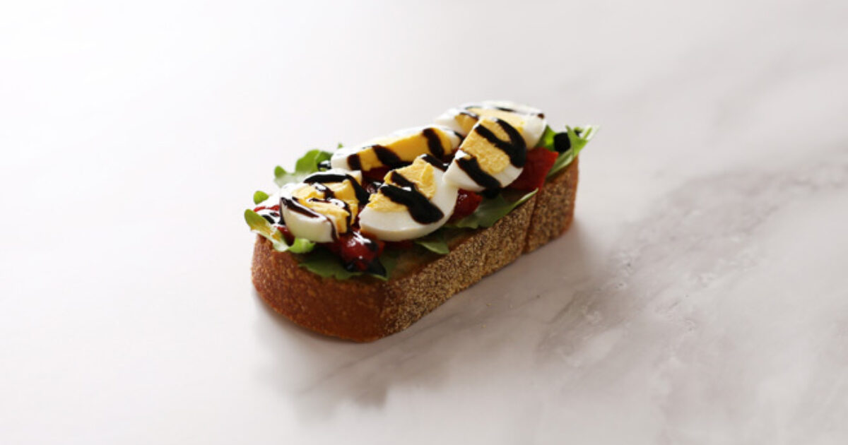 Italian Style Bruschetta Recipe | Eggland's Best