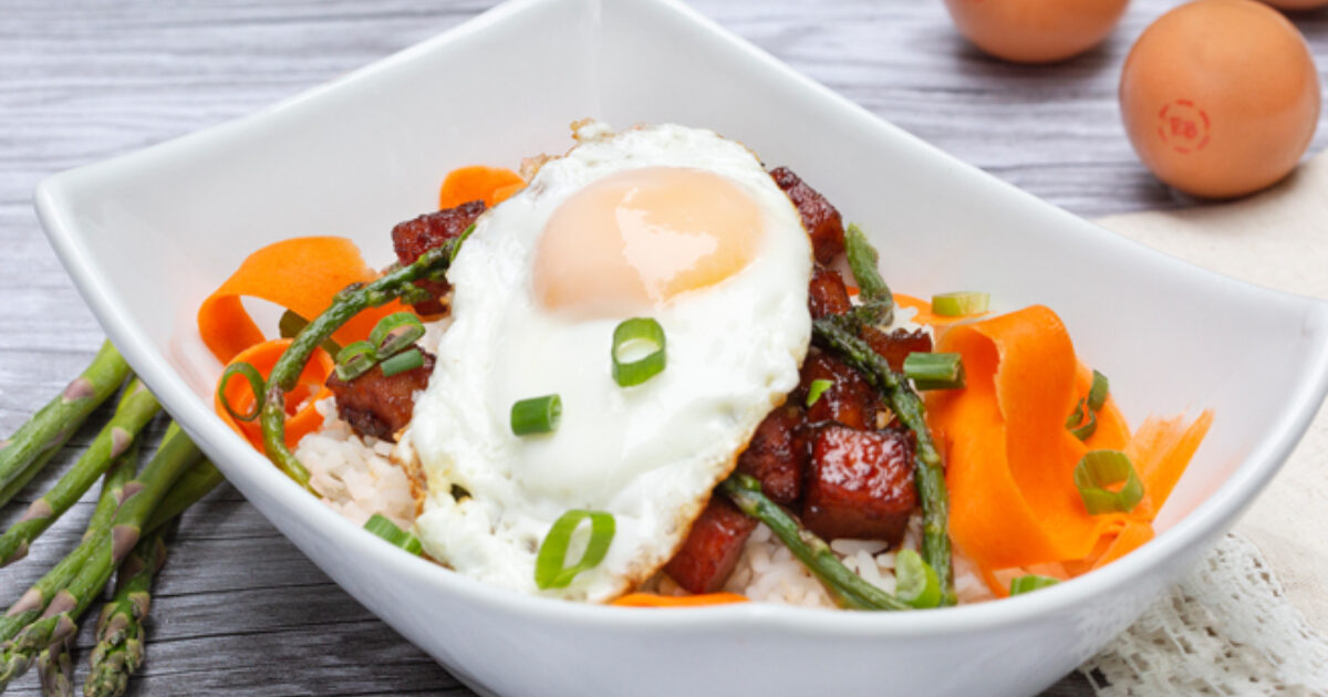 Jersey-Style Korean Pork Roll Bowls Recipe | Eggland's Best