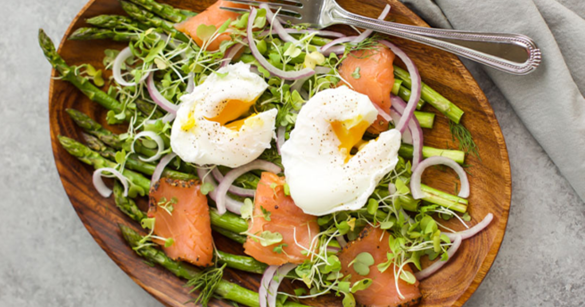 Roasted Asparagus Salad with Poached Eggs Recipe | Eggland's Best