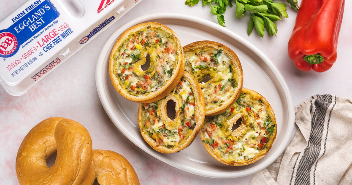 Bagel Boats Recipe | Eggland's Best