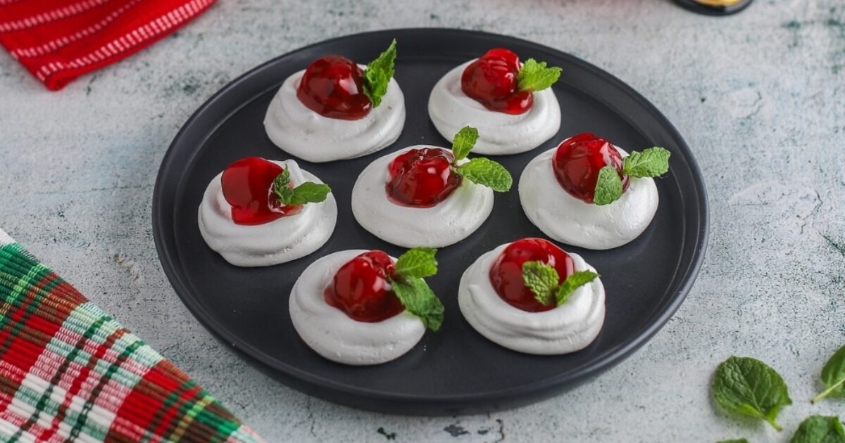Cherry Pie Mini Pavlovas Recipe | Eggland's Best