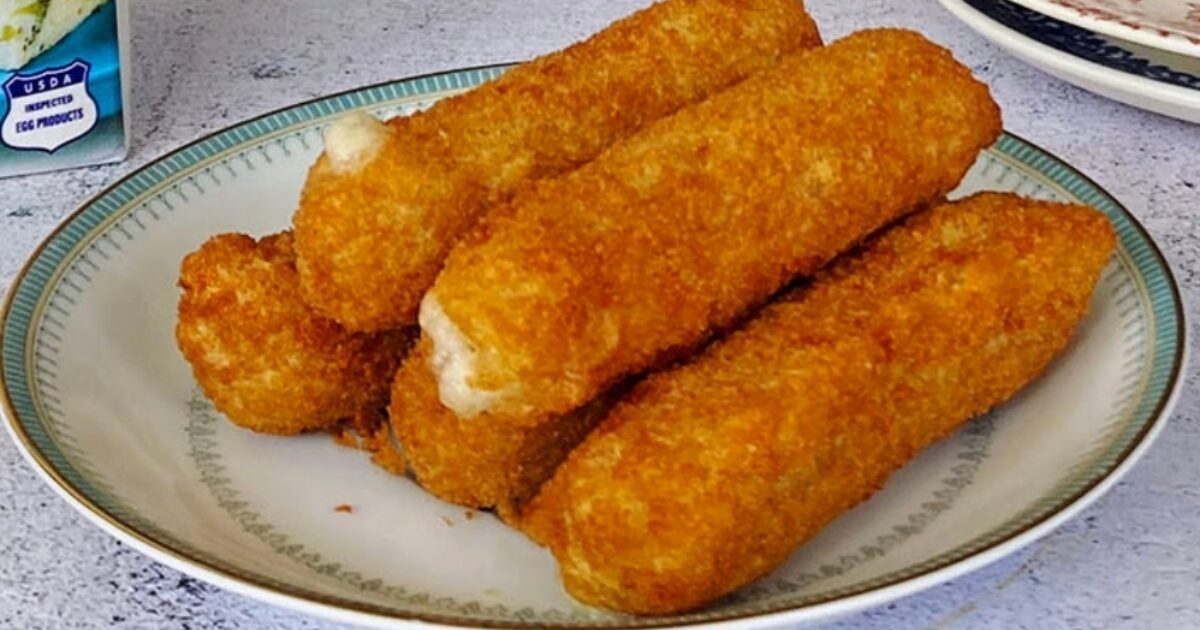 Mozzarella Cheese Sticks Recipe | Eggland's Best