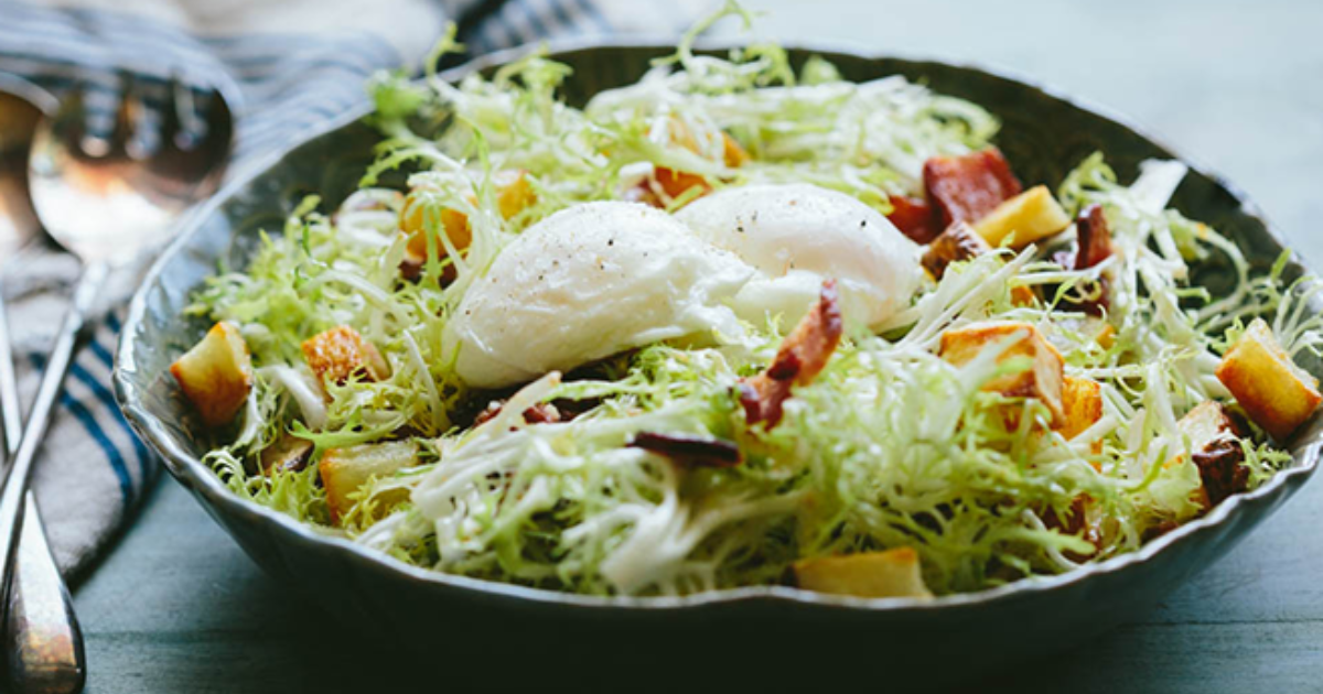 Lyonnaise Salad Recipe | Eggland's Best