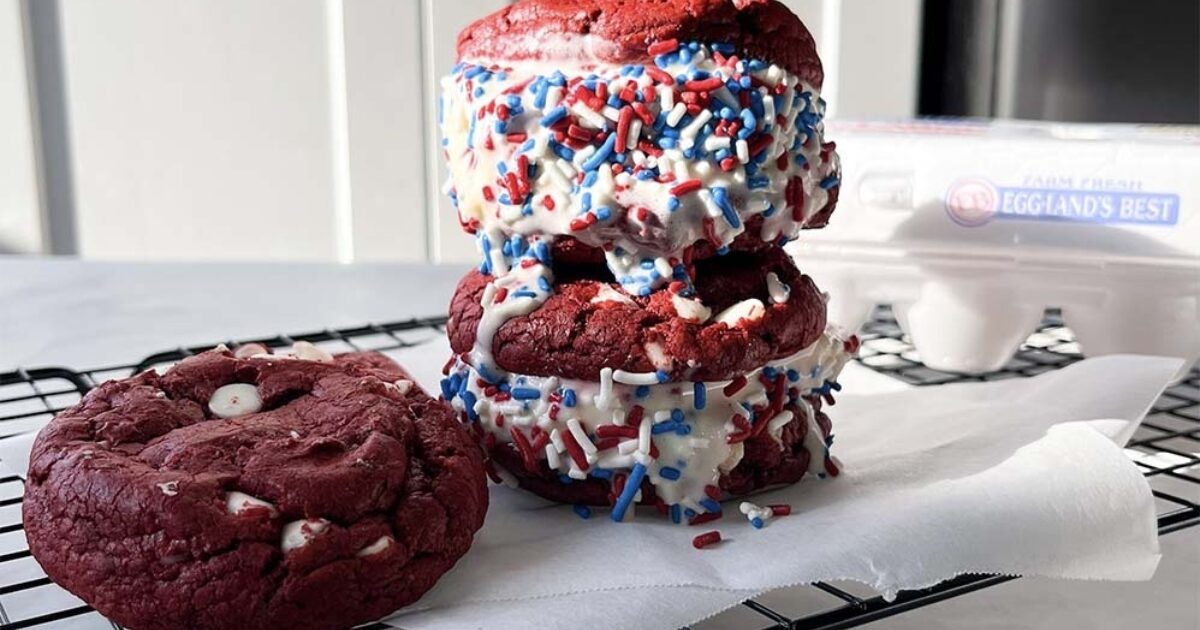 Red Velvet Ice Cream Sandwiches Recipe | Eggland's Best