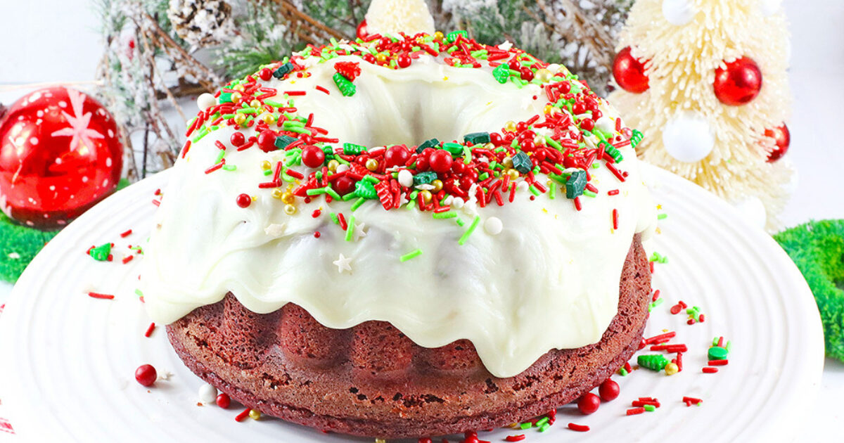 Red Waldorf Bundt Cake Recipe | Eggland's Best