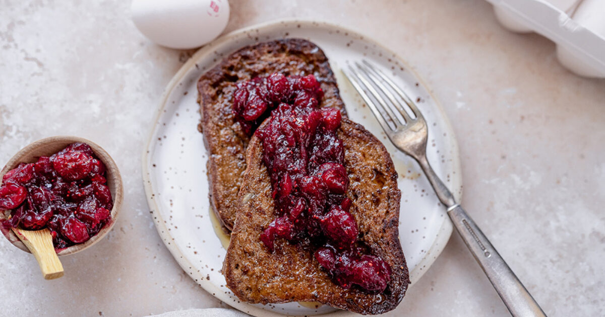 Spiced French Toast with Cranberry Compote Recipe | Eggland's Best