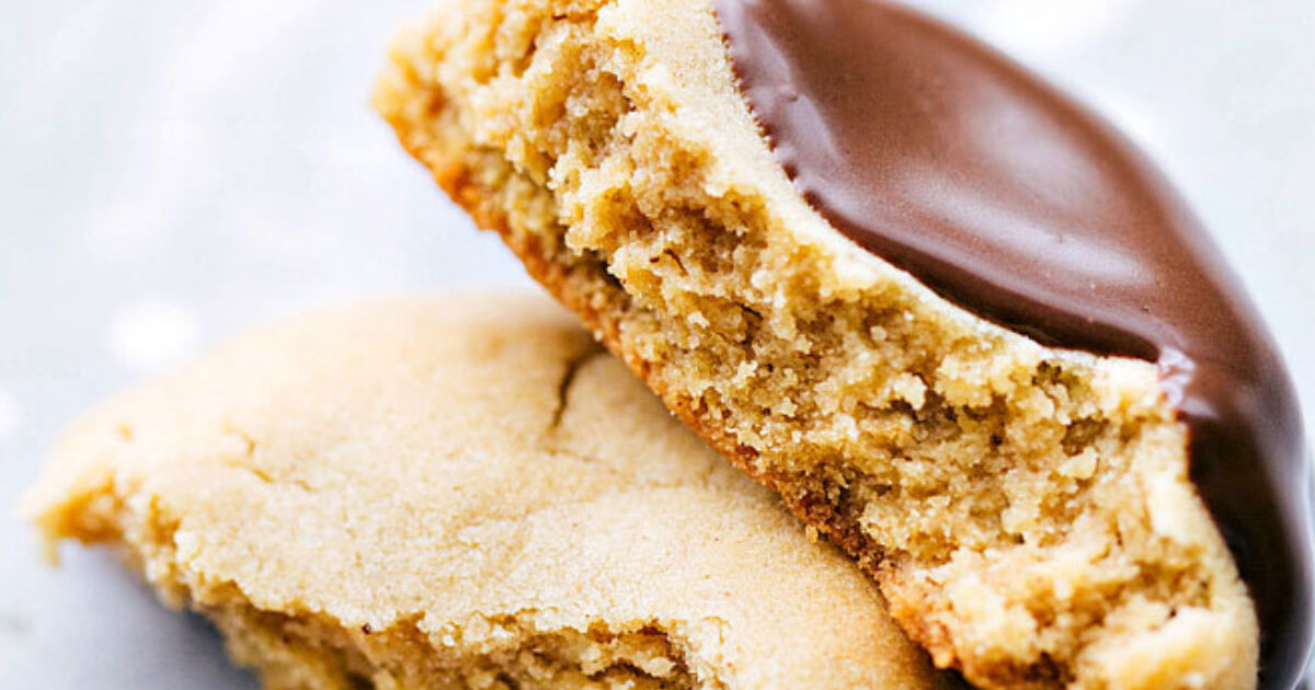 Soft & Chewy Peanut Butter Cookies Recipe | Eggland's Best