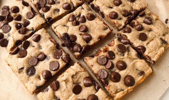 Gingerbread Cookie Bars