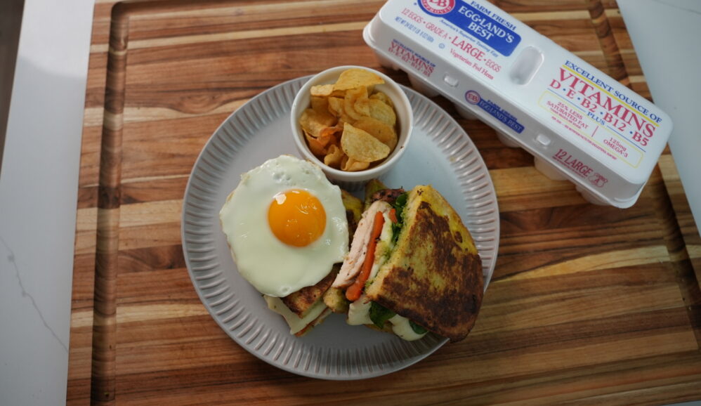 Photo of Egg-Crusted Pesto Chicken Sandwich