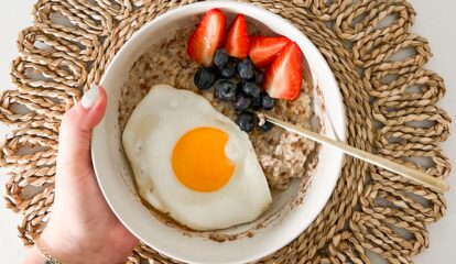Heart-Healthy Egg & Oatmeal Power Bowl