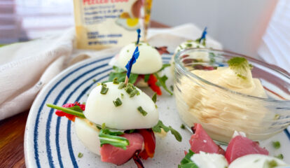 Creamy Horseradish and Roast Beef Bunless Egg Sliders